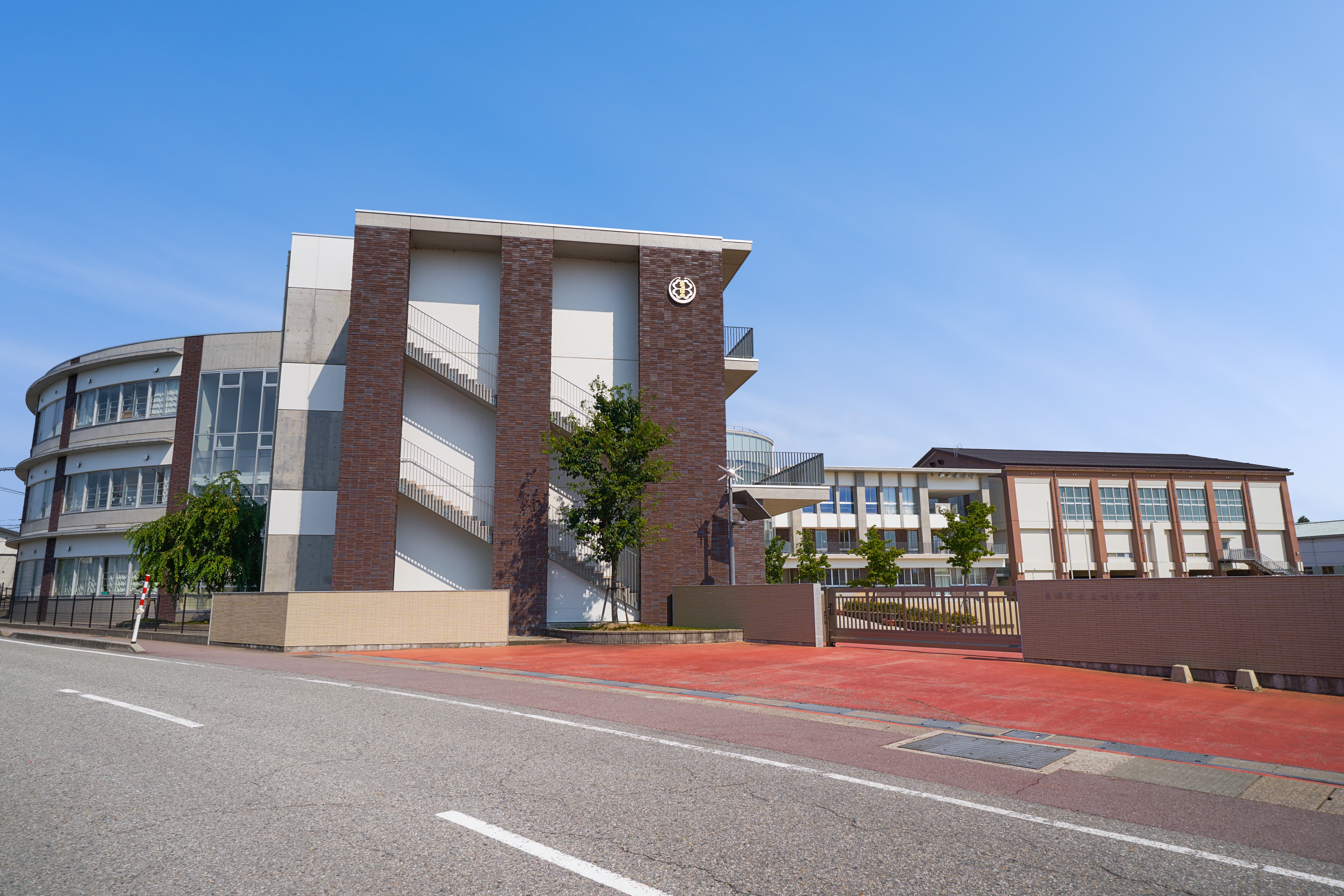 よつば小学校　750m