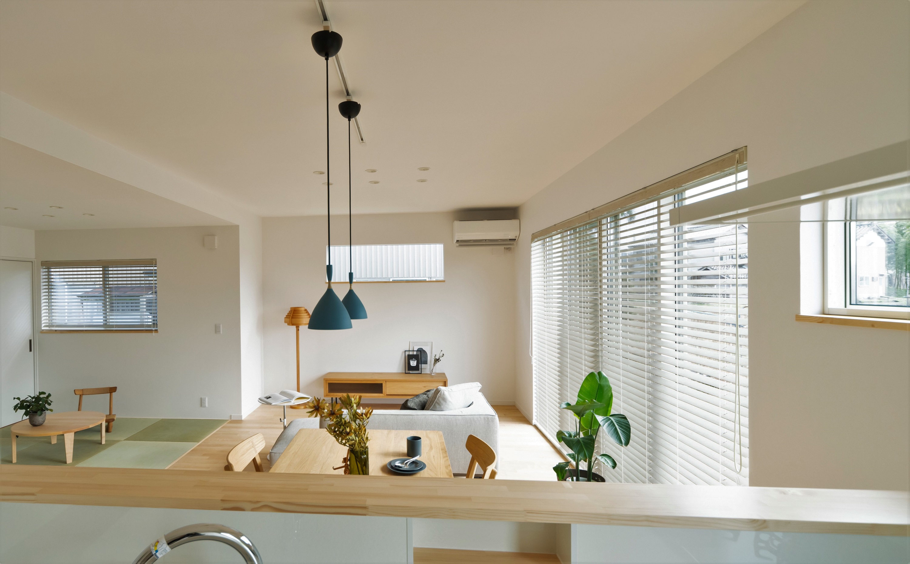 二世帯が集まる家族の交差点がある家