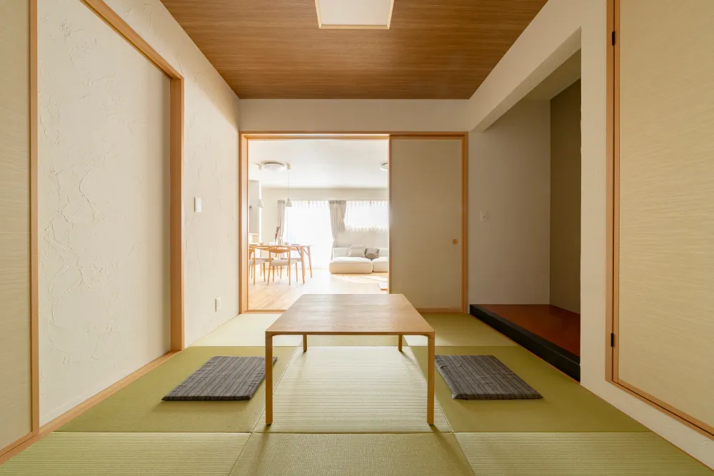 ふたりで暮らす"ほぼ平屋"の家