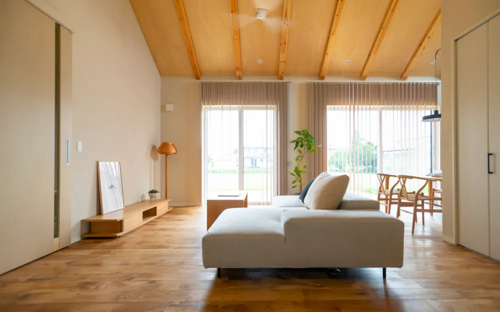 のびのびと過ごせる開放的なリビング