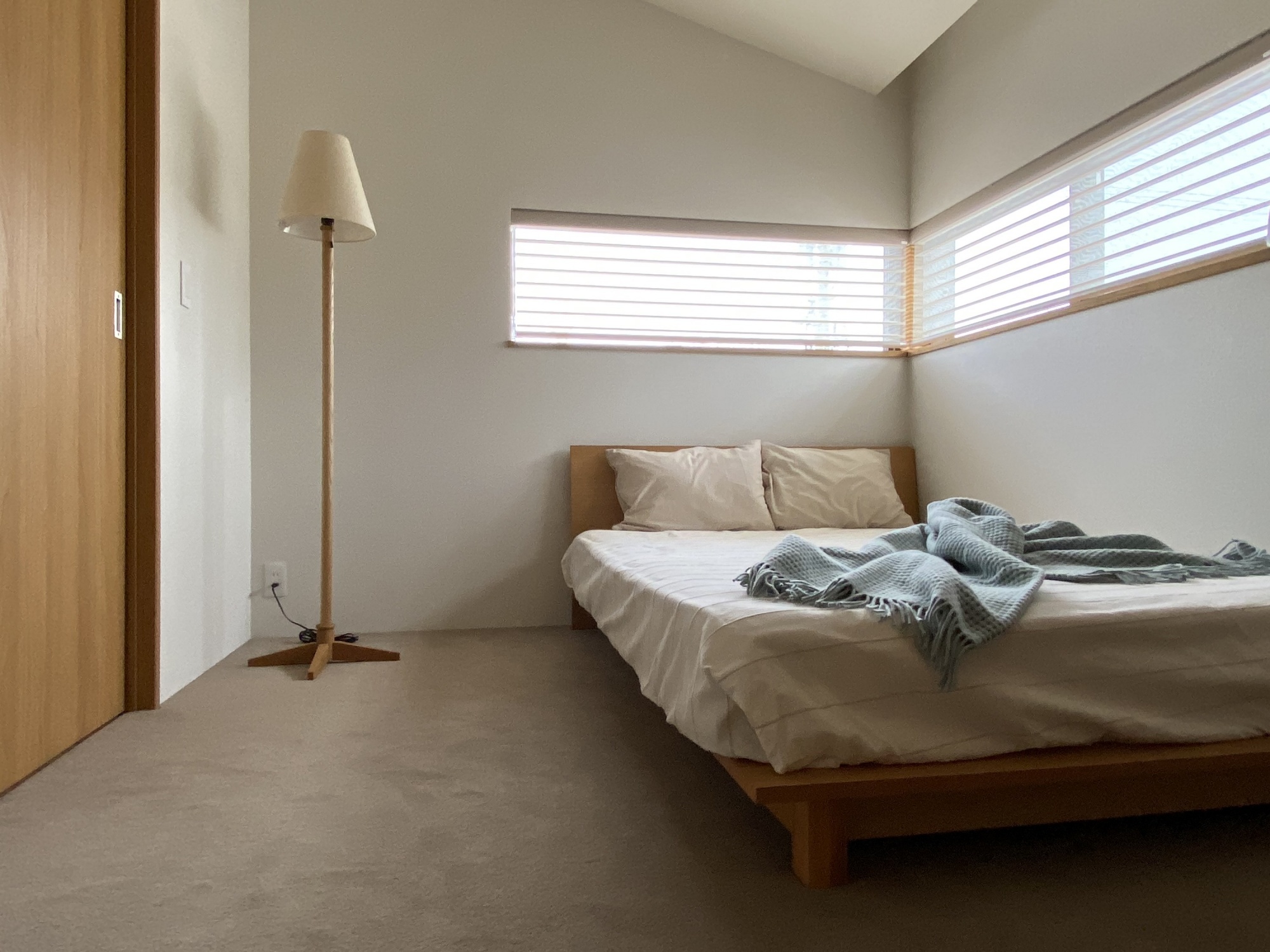 ホテルのような寛ぎを生む寝室