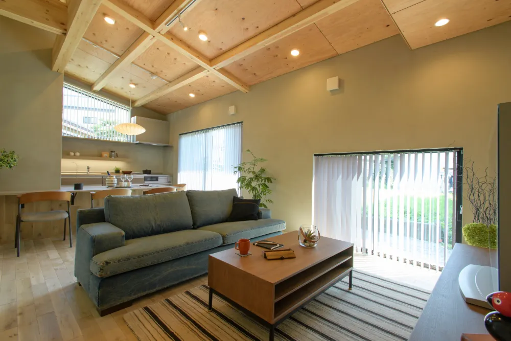 デザインと素材にとことんこだわったミニマムスタイルの家