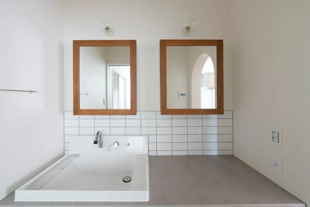 寝室と水回りがつながる動線のある家