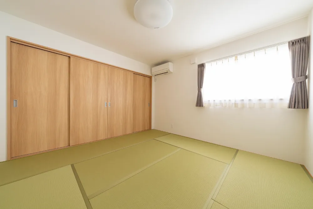 ふたりで暮らす"ほぼ平屋"の家