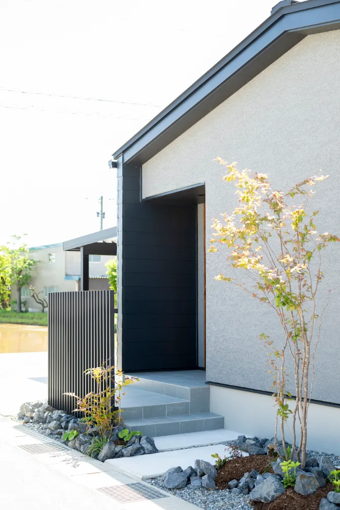 【富山市婦中町速星】家具・カーポート付き！北欧モダンな平屋
