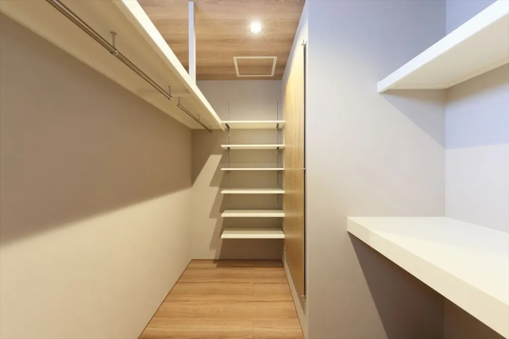 WIC（ウォークインクローゼット）