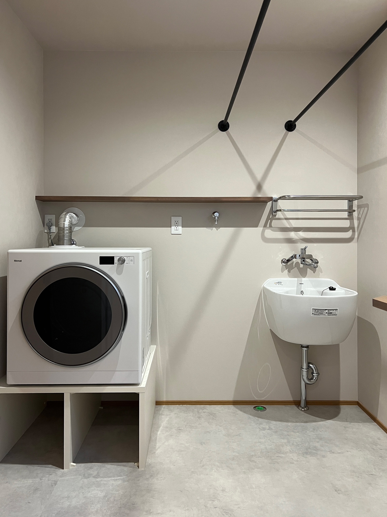 趣のあるモダンな家