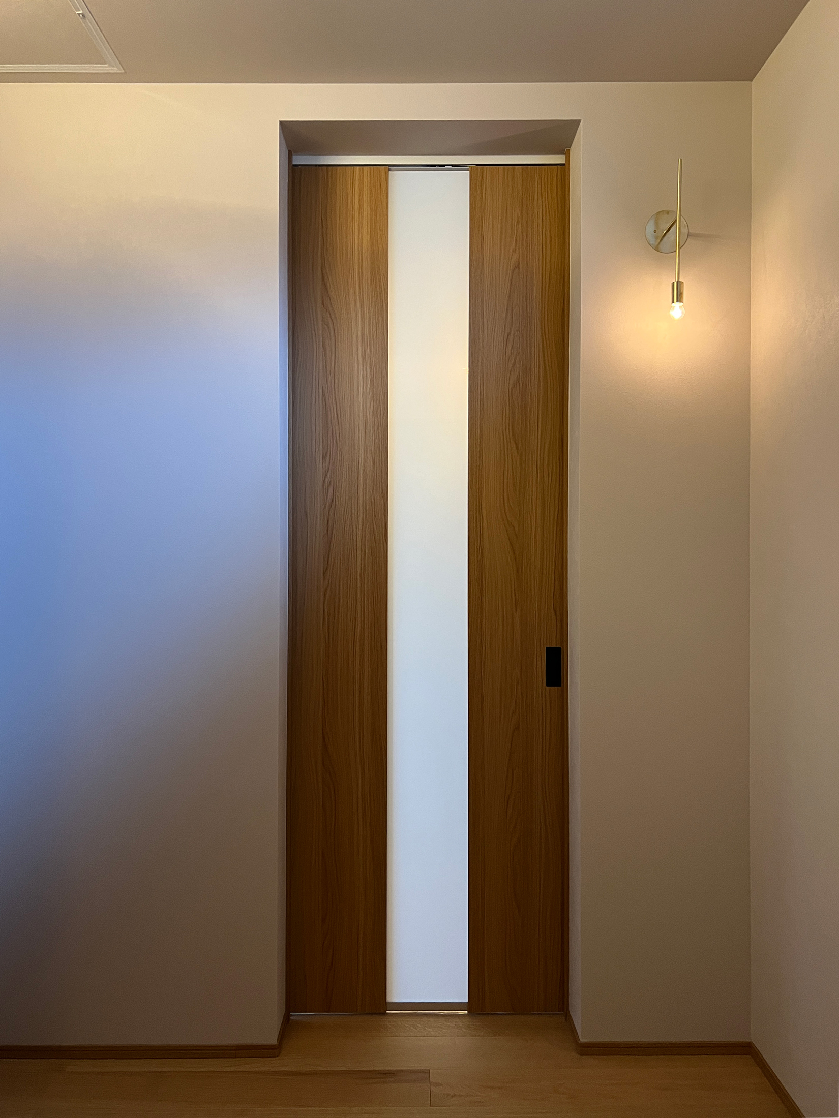 趣のあるモダンな家