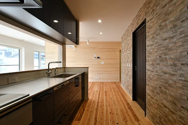 写真はタケダ建創の施工例です