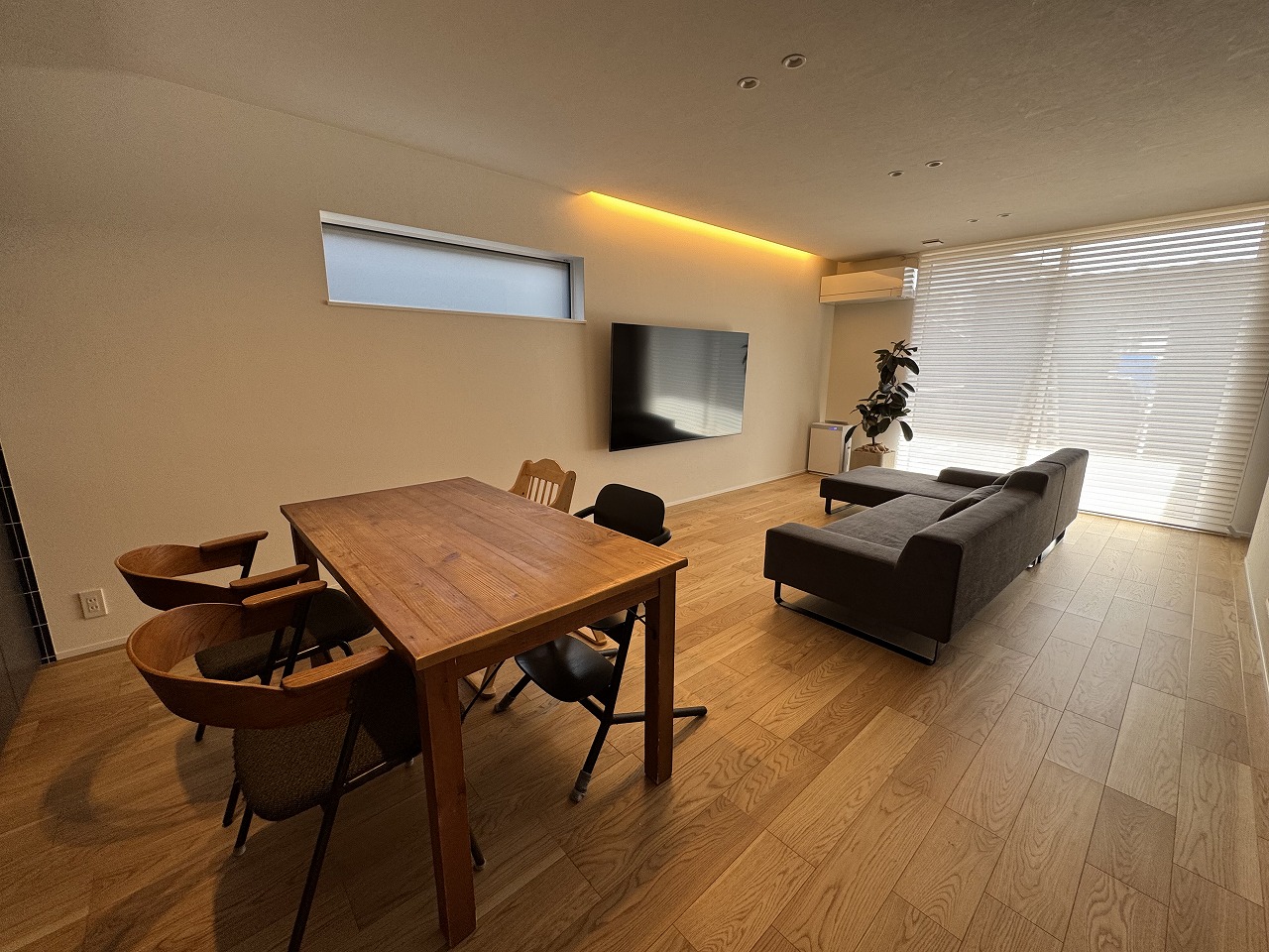 リビングダイニング