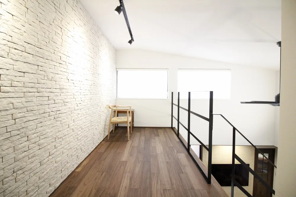 吹抜けを見渡せる魅せる二階ホール