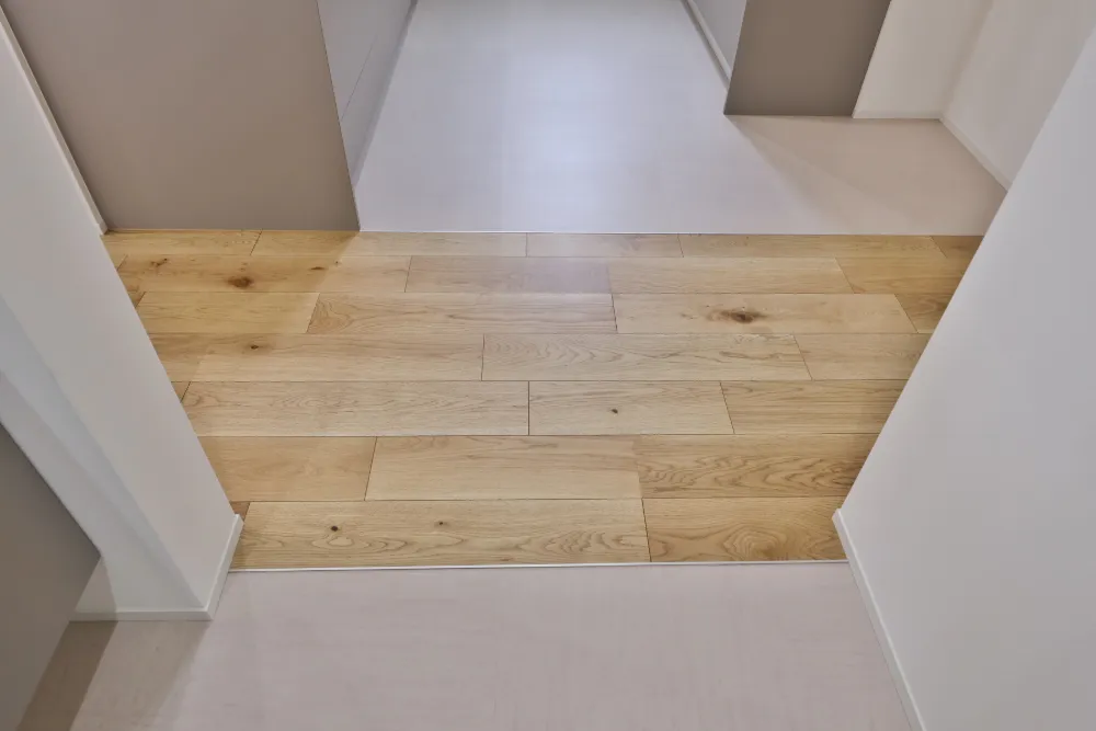 水回りはタイルの床材を採用することで、お掃除しやすくなっています。