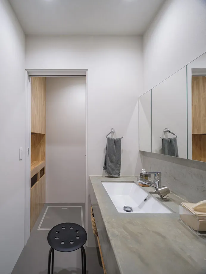 将来の暮らしを考慮し、快適な平屋に。照明も含めたトータルの空間デザイン