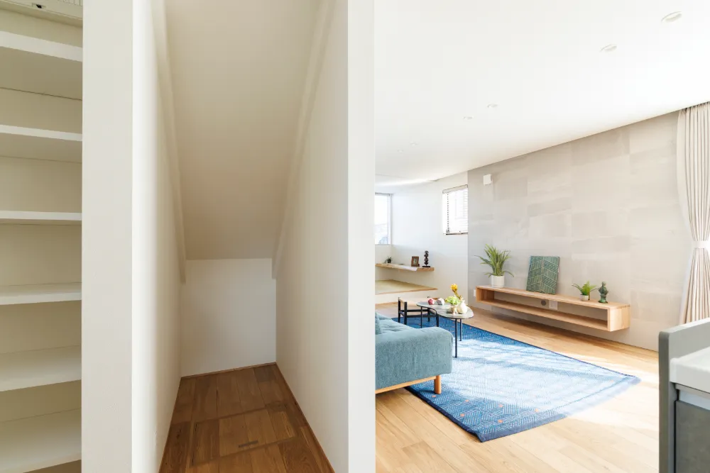 広がりを感じるコンパクトな住まい