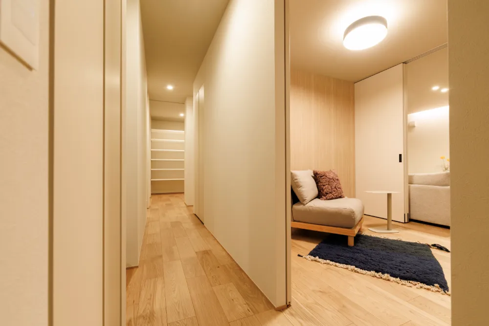 隠れ高収納でずっと心地よく暮らす家