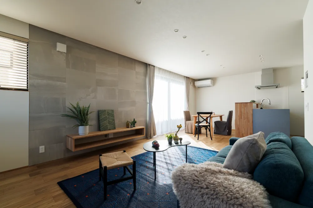 広がりを感じるコンパクトな住まい