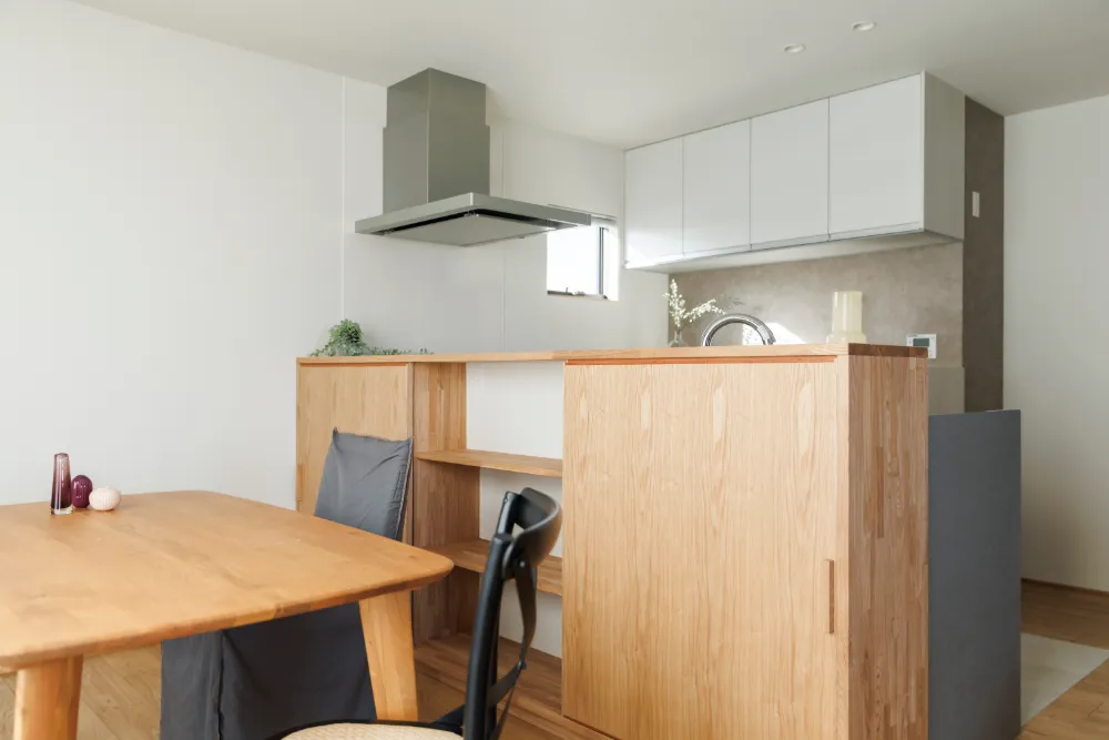 広がりを感じるコンパクトな住まい