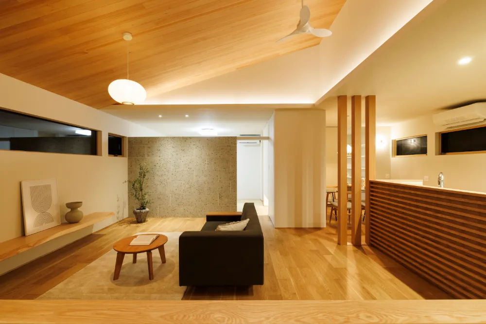 街中の隠れ家的和モダン平屋