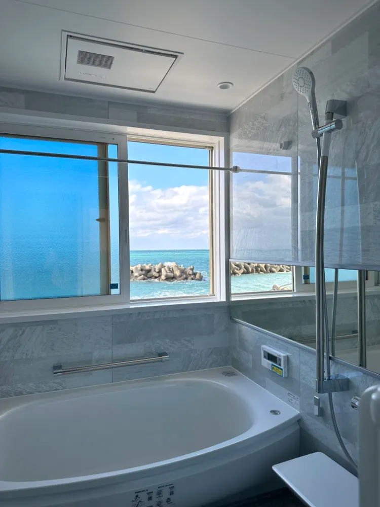 二階バスルーム