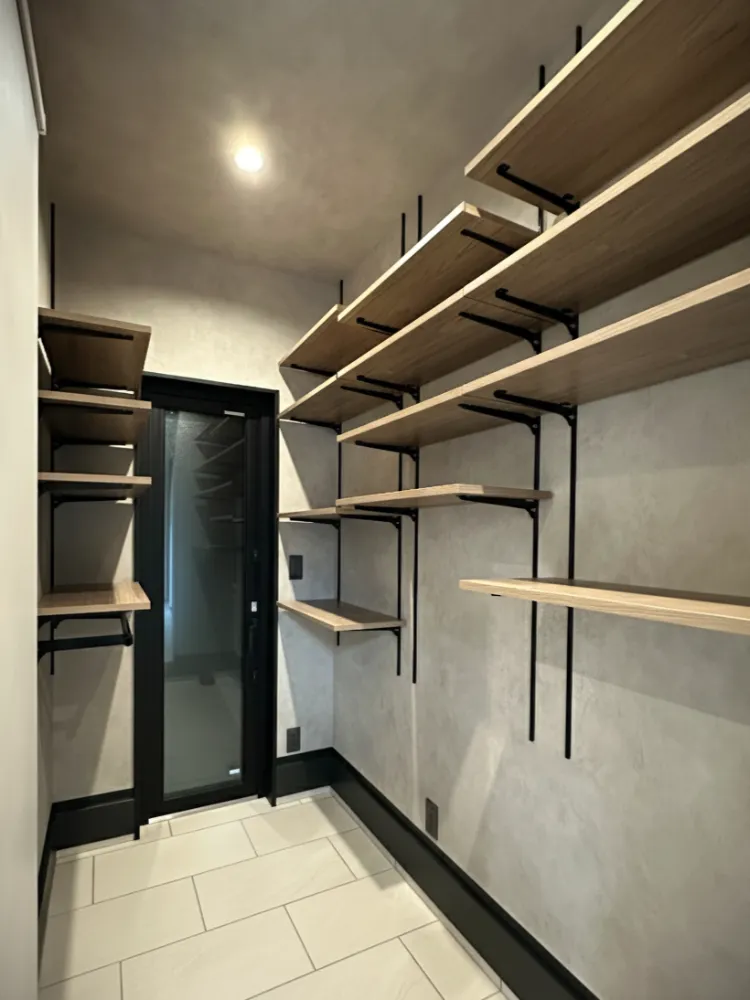 エントランス　シューズクローク