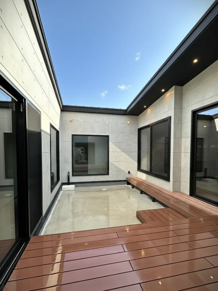 中庭のある平屋