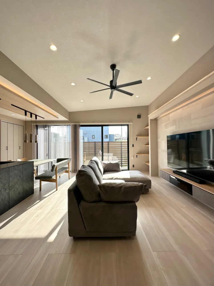 優しい日差しに包まれるLDK