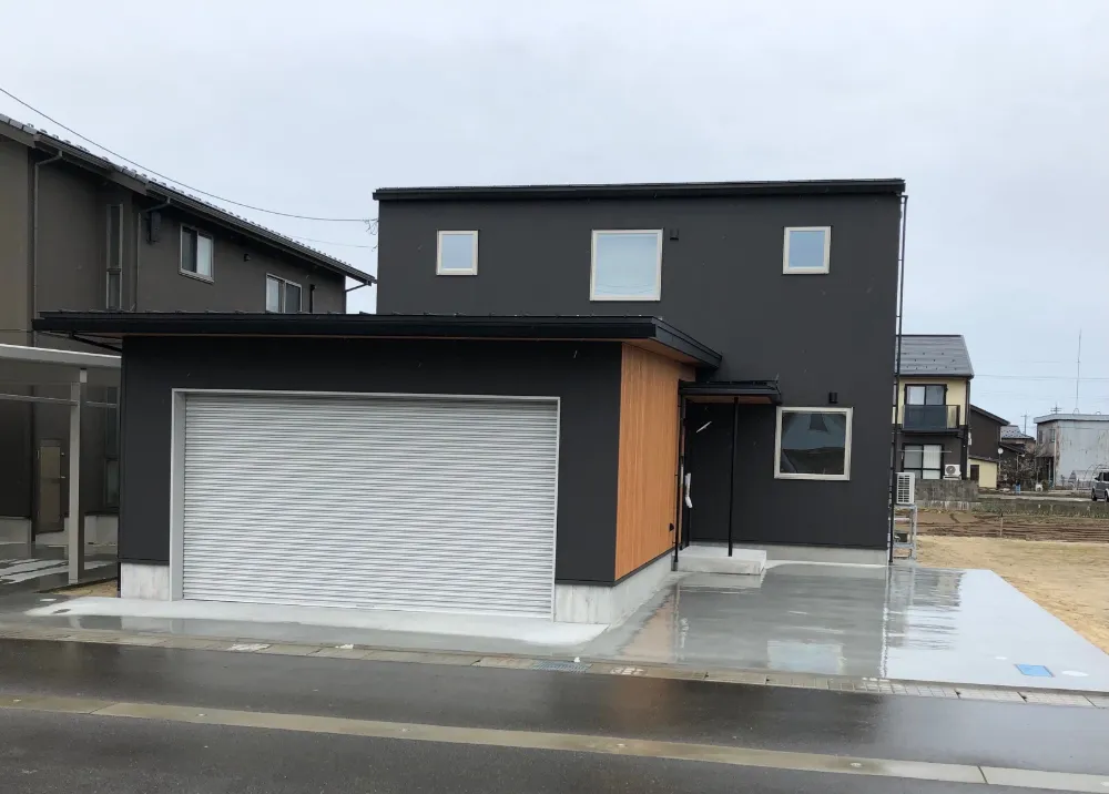 ヴィンテージスタイルの家で、家族みんなが心地よい生活_2020_09