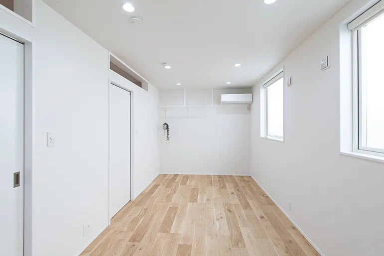 シンプルで飽きのこないデザインの平屋