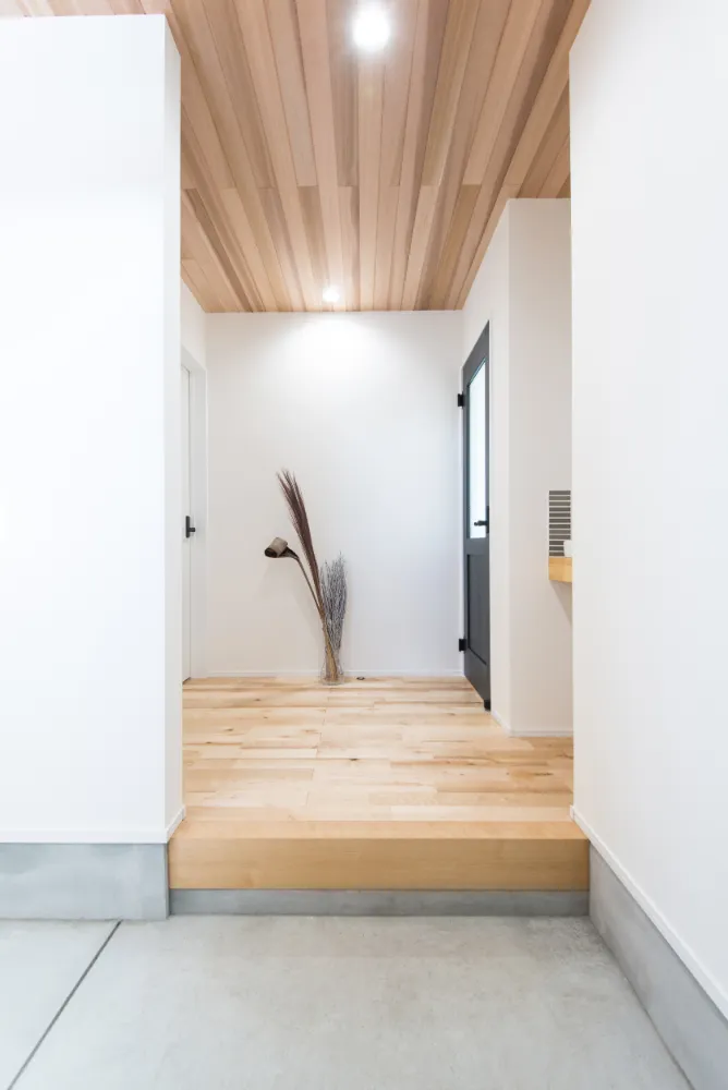 好きなデザインも理想の暮らしも、予算内で全て叶えた住宅。