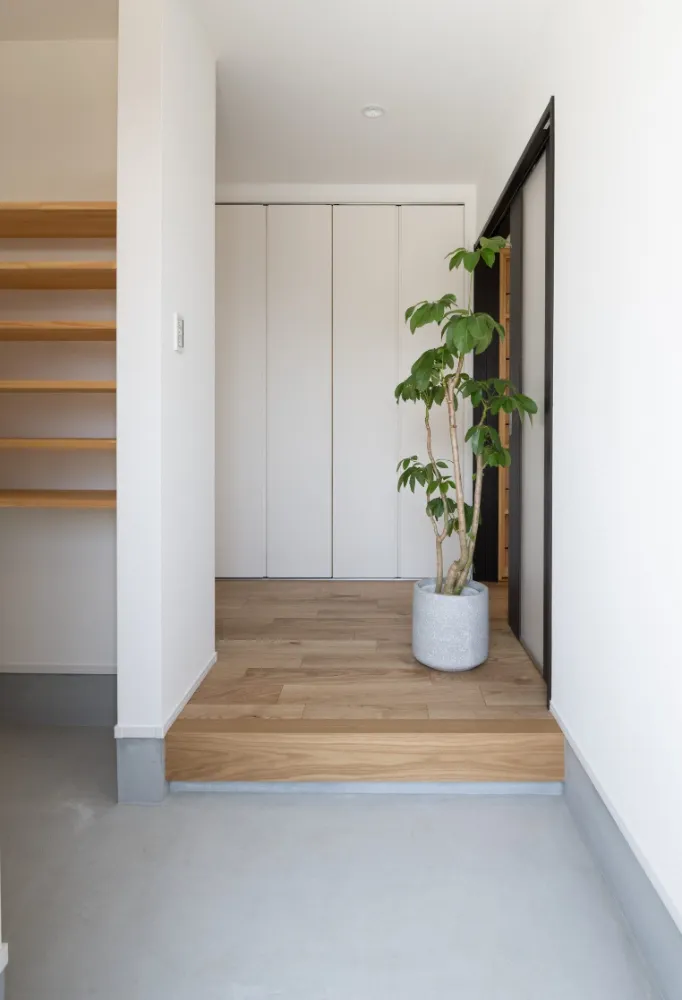 各所に遊び心を取り入れ、大人の隠れ家のような平屋