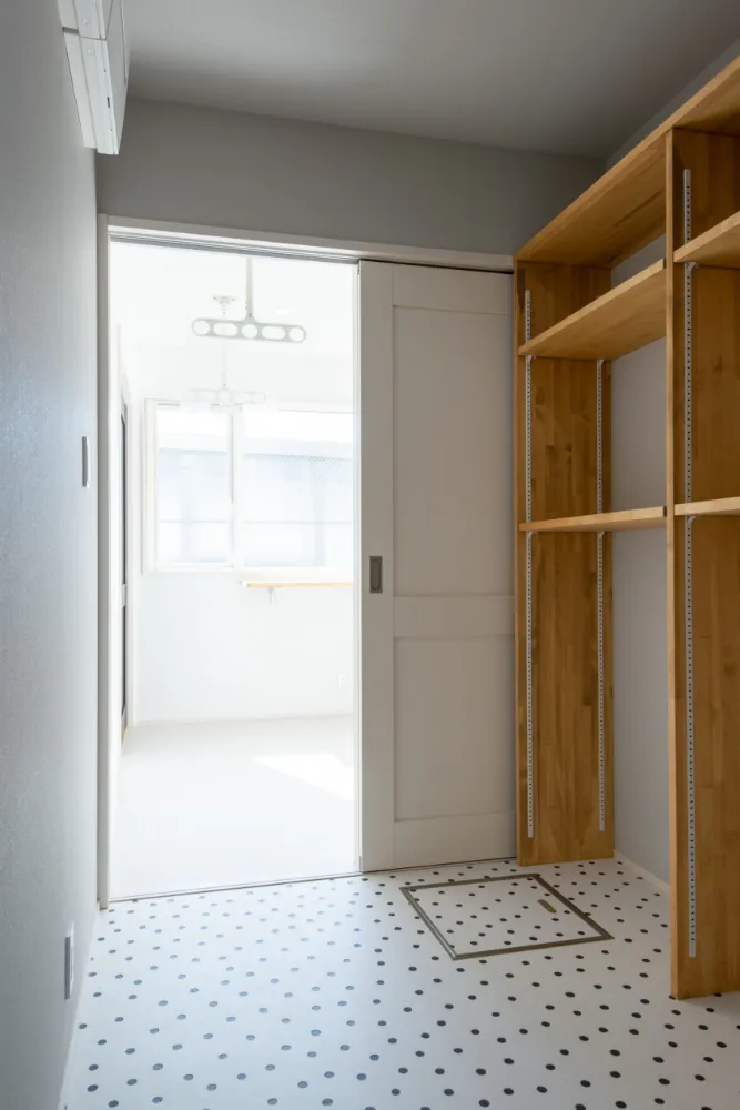 生活時間の異なる二世帯でも快適に過ごせるお家。