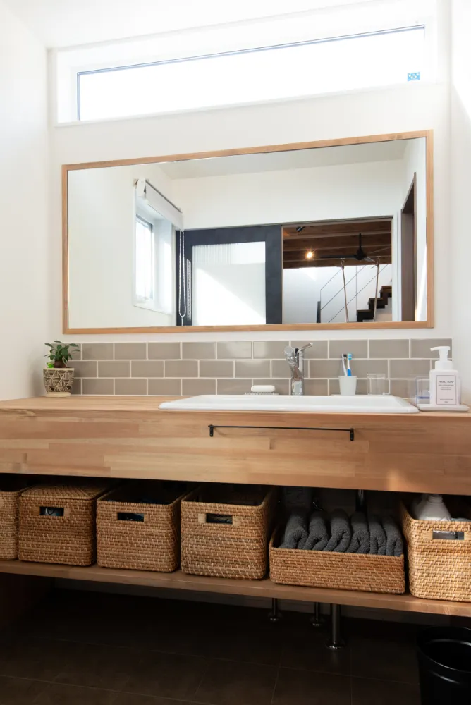 ラフなスタイルが心地よい、ペレットストーブのあるお家。