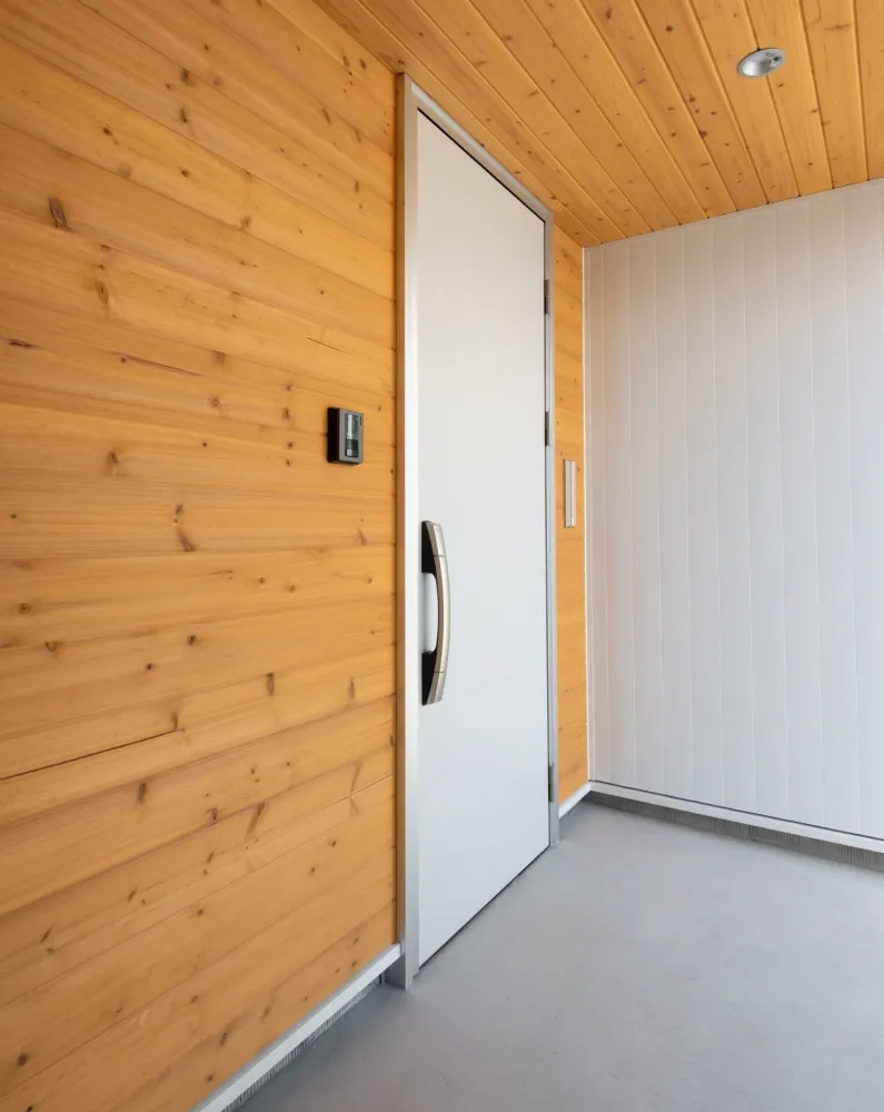 暮らしやすさをつめ込みながら、広がりを感じることのできる平屋住宅