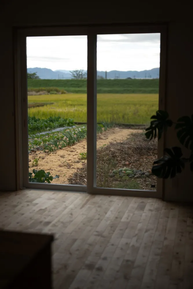 四季を感じながらのんびり過ごす、二人暮らしの平屋