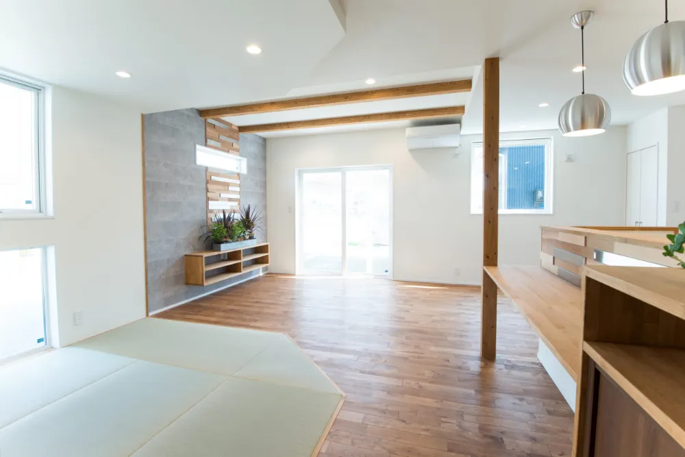 予算内で叶えた「高性能ゼロエネ住宅」。美しく賢い暮らし