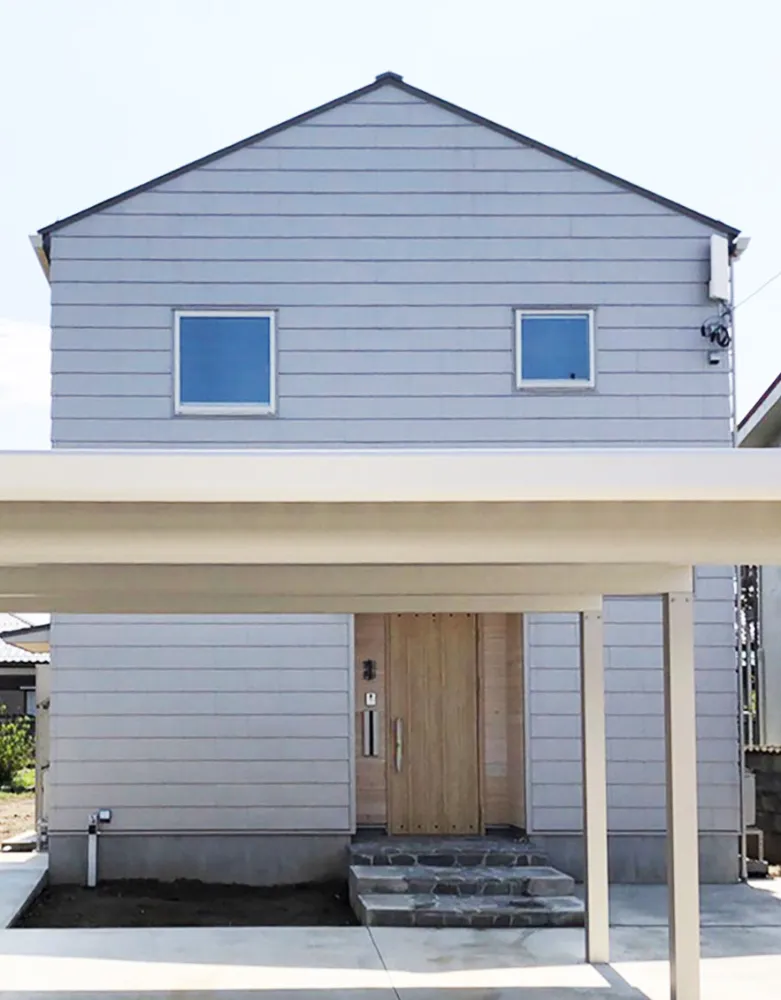 料理好きのための「II型ステンレスキッチン」と、「寝室」に全部詰め込んだ住まい