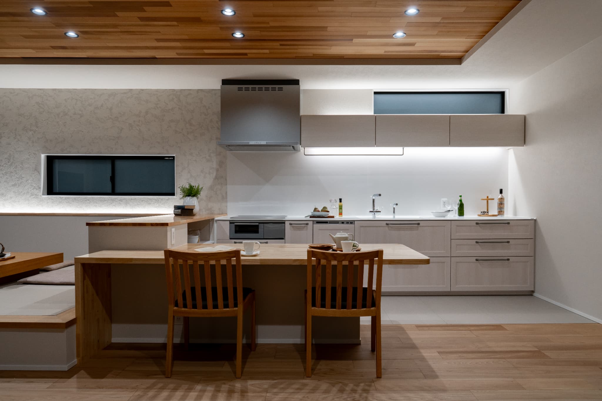 ほどよい距離感でつながる二世帯住宅｜山王町の家