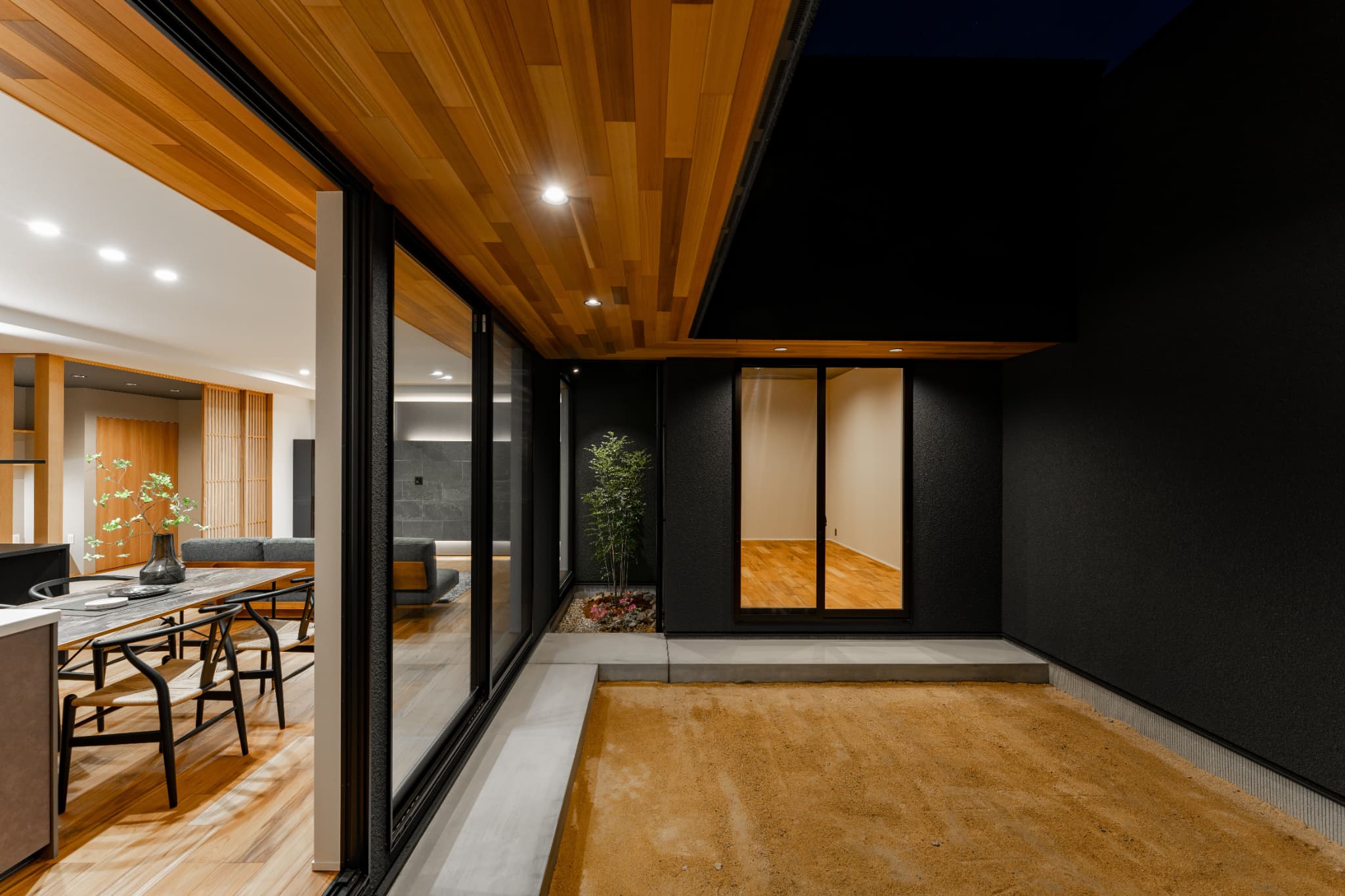 趣味と暮らしが調和する家｜立野の家