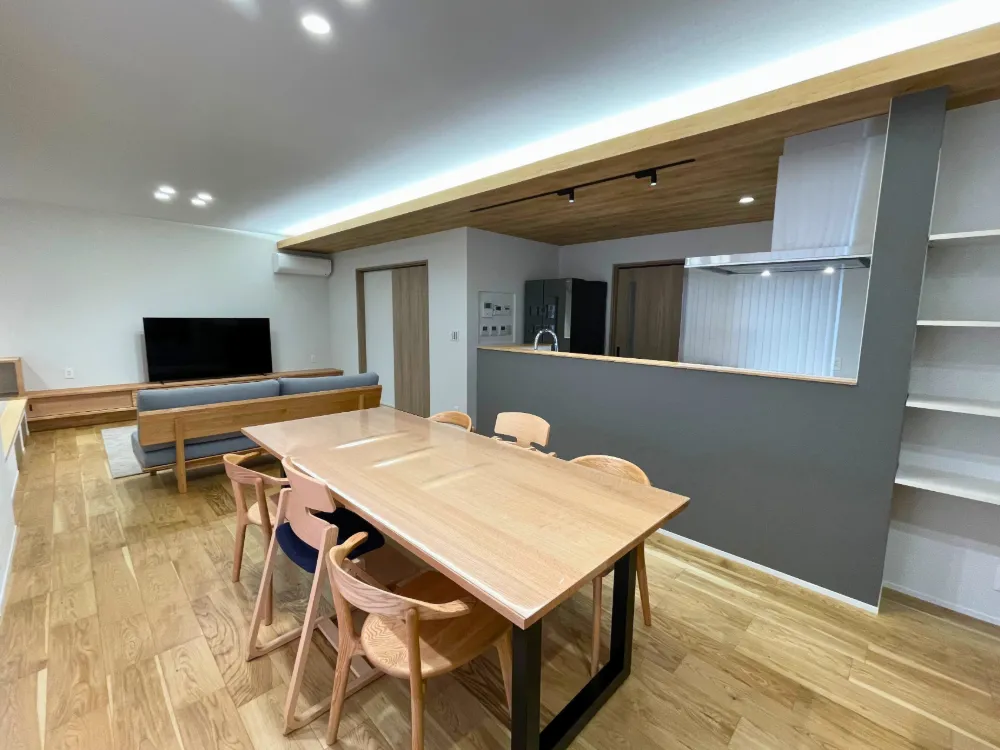 外との温度差が信じられないくらい、家の中が暖かい