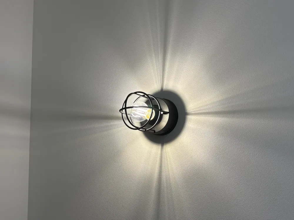 玄関にはマリンランプを