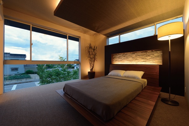 落ち着きのある主寝室